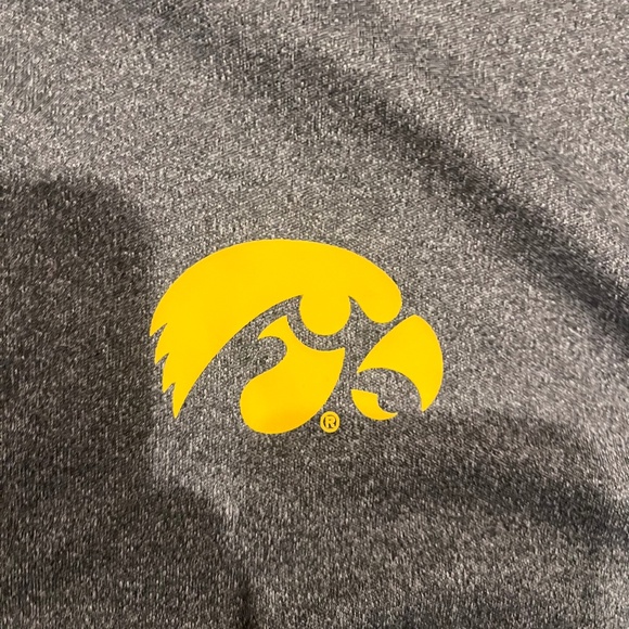 Women's Iowa Hawkeye Quarter Zip Pullover Large - Picture 3 of 3